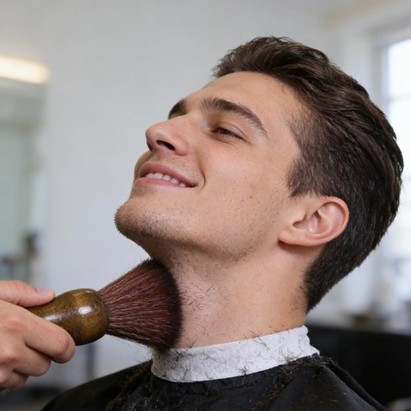 Neck Duster Brush Professional Barber Neck Duster Brush Soft Barber Face Cleaning Hairbrush Nylon Hair Cutting Kits Barber Accessories Cleaning Supplies