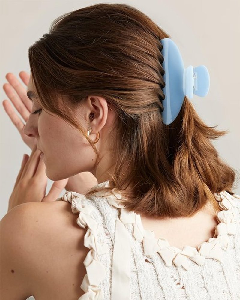 MAORULU Cute Claw Clip for Women – 4'' Large Acetate Hair Clips for Thick Thin Curly Long Hair, Durable Hair Clamps Non-slip Jaw Clip, Strong Hold, Stylish French Design (Baby Blue)