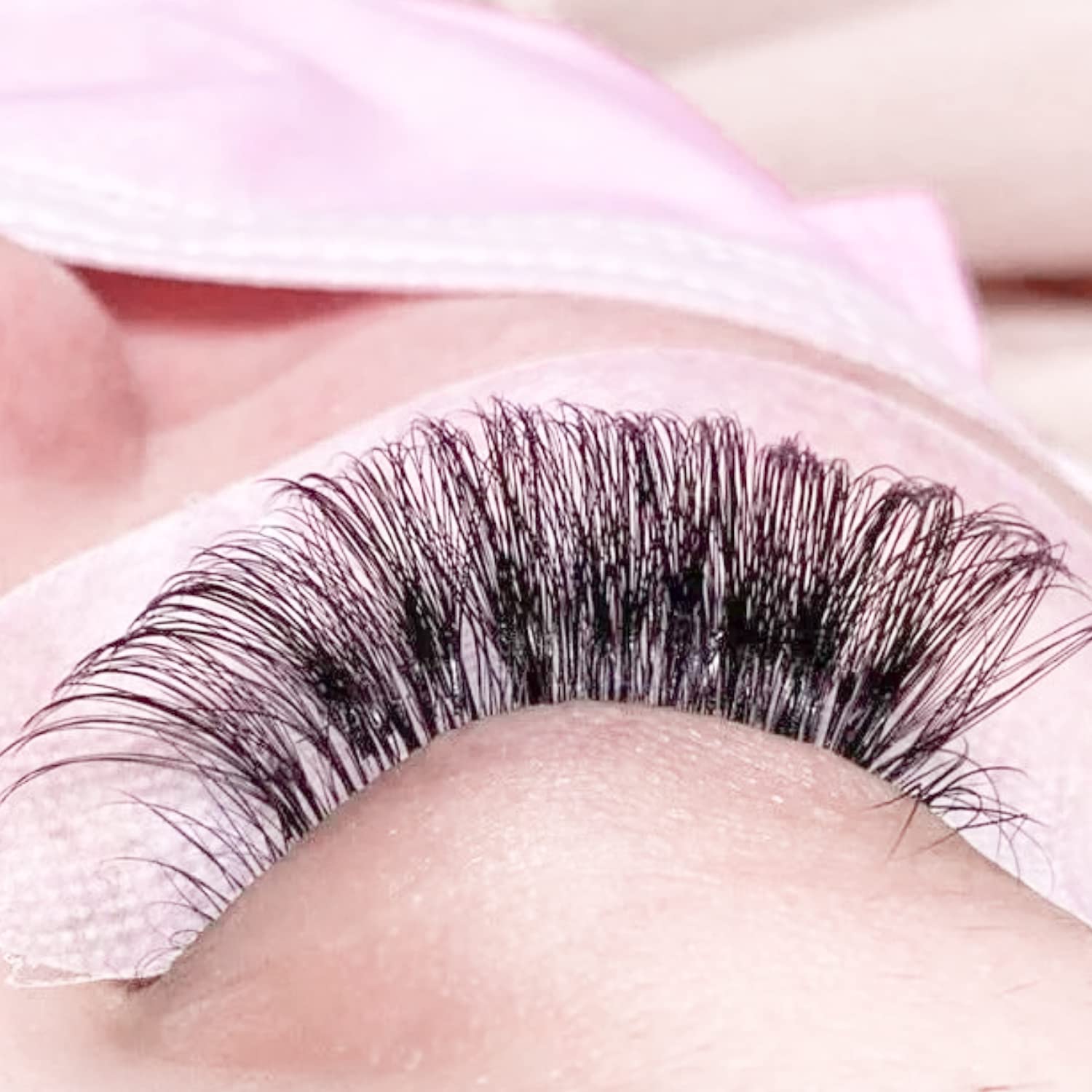 VEYES INC Classic Volume Lash Extensions 0.03-0.20 J/B/L/C/CC/D/DD Curl 5-25mm Mixed & Single Length Tray, Premium Silk Eyelashes, Professional Supplies for Lash Techs(Matte Black 0.03 B 5-7mm Bottom)