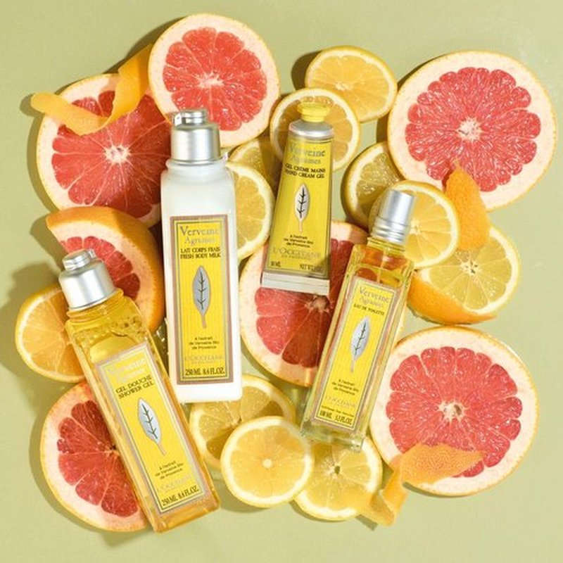 L’OCCITANE Shampoo - Enhance Shine for All Hair Types | Lightweight Cleanser with Irresistible Almond & Citrus Verbena Scent