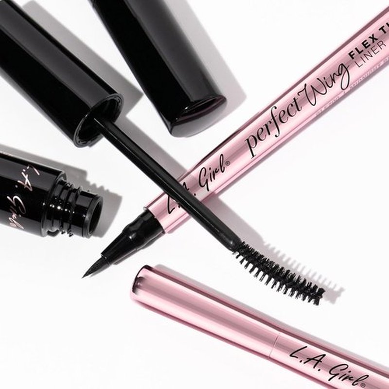 L.A. Girl Perfect Wing Liquid Eyeliner - Flex Tip Precision for Flawless Wings