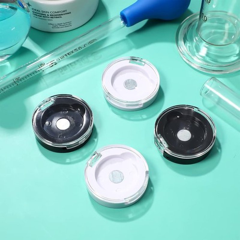 FRCOLOR Magnetic Eyeshadow Cases - 4Pcs Refillable Small Round Makeup Palettes | 1.57in x 1.57in