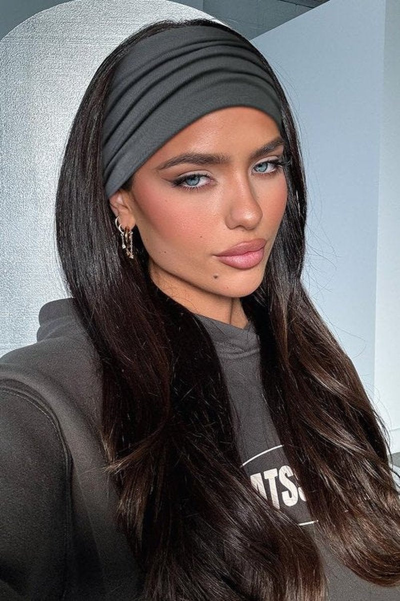 Huachi Bow Headbands for Women Fashion Wide Head Bands for Women’s Hair Non Slip Soft Elastic Hairbands Headwrap Turban Bandanas African Thick Workout Yoga Gym Hair Accessories, 4 Packs