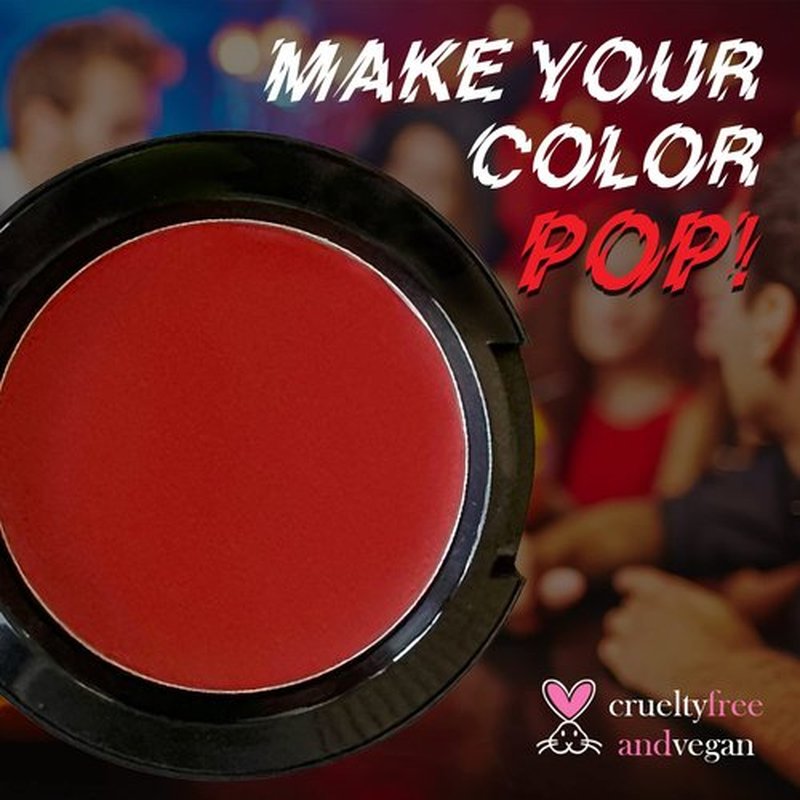 MANIC PANIC Vampire's Kiss Red Face & Body Paint for Halloween Costumes - Cream Halloween Makeup for Costumes & Cosplay - Smooth, Blendable & Full Coverage, Vegan