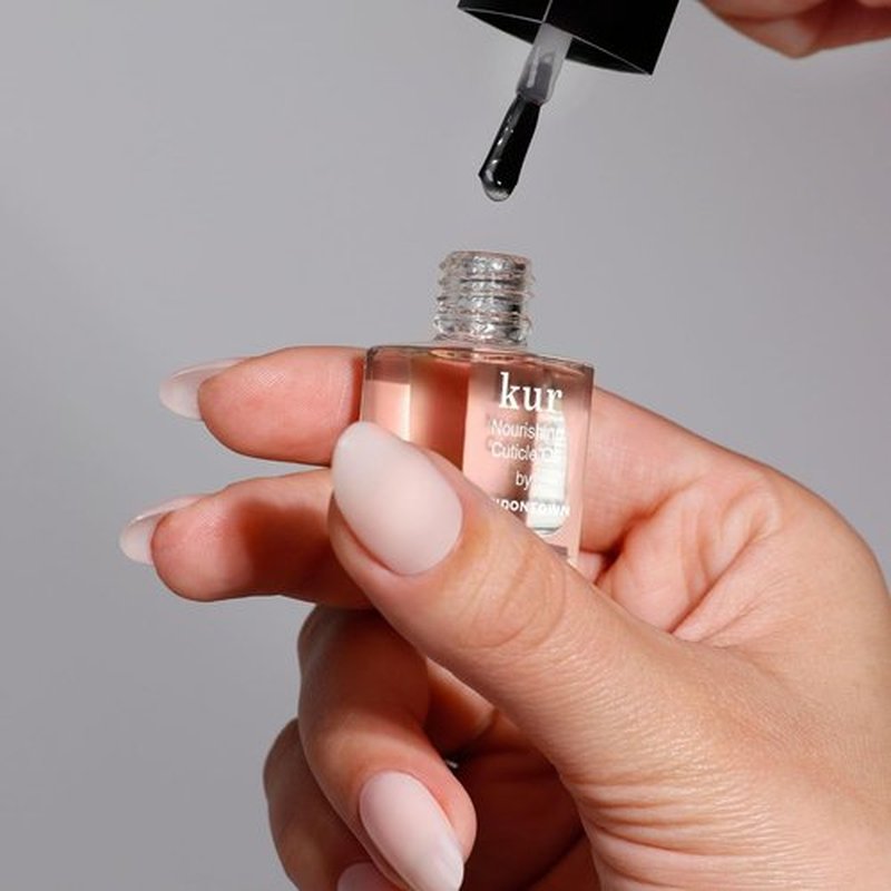LONDONTOWN Nourishing Cuticle Oil - Deeply Moisturizing Formula for Healthier Nails & Cuticles | Vegan & Cruelty-Free
