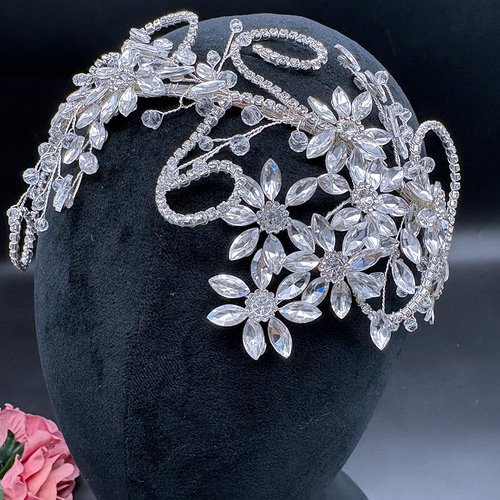 Aoityis Rhinestone Bride Headband, Wedding Headpiece for Brides, Bridal Hair Accessories(Silver)