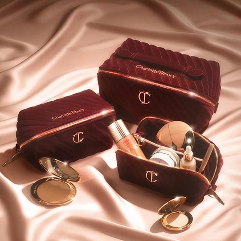 Charlotte Tilbury Makeup Bag - Quilted Velvet Cosmetic Organizer with 5 Compartments & Zip Pocket - Iconic Night Crimson