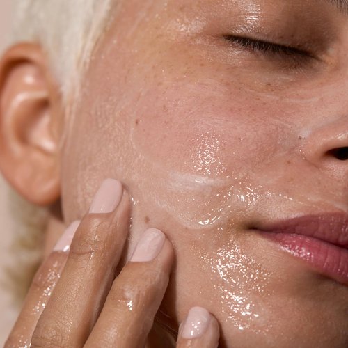 Loved01 Face & Body Exfoliating Cleanser, John Legend Skincare, Hydrating Exfoliant with Aloe, Improves Skin Texture & Tone, with Mandelic Acid & Bamboo Powder for Gentle Combined Exfoliation, 6 oz