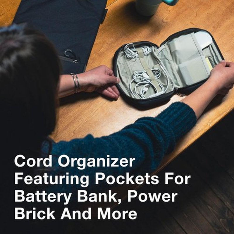 Osprey Daylite Electronics Organizer - Compact & Versatile Storage Solution for Travel