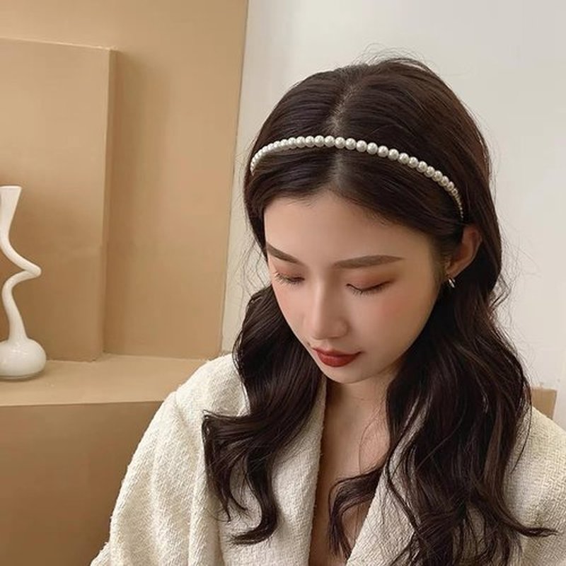 Agirlvct Cute Headbands for Women,Non Slip Flower Headband,Fashion Pearl Headbands,Twisted Headband,Different Designs White Solid Head Bands Set Hair Accessories Gift for Girls Kids(7 Pack Yellow)