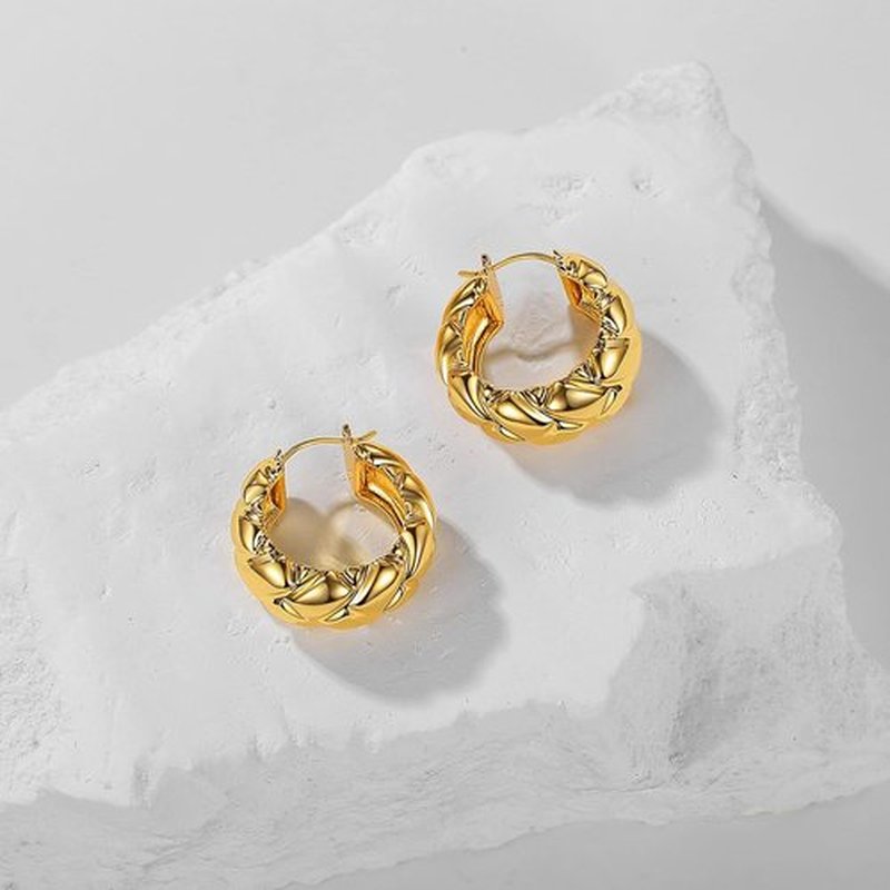 **Skiennix 18K Gold Plated Chunky Hoop Earrings - Stylish Thick Statement Jewelry for Women**