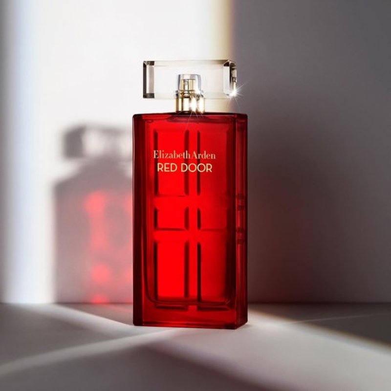 Elizabeth Arden Red Door Women's Perfume - Floral Eau de Toilette with Freesia, Roses & Sandalwood