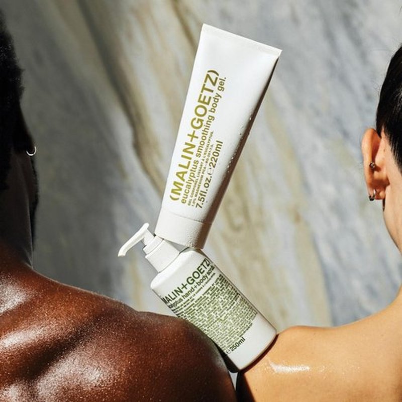 MALIN+GOETZ Eucalyptus Hand+Body Scrub | Resurfacing Cleanser Lactic Acid, Mandelic Acid, Pumice + Niacinamide | Deeply Cleanses, Smooths + Brightens | Vegan, Cruelty-Free, Paraben-Free (8.5 Fl Oz)