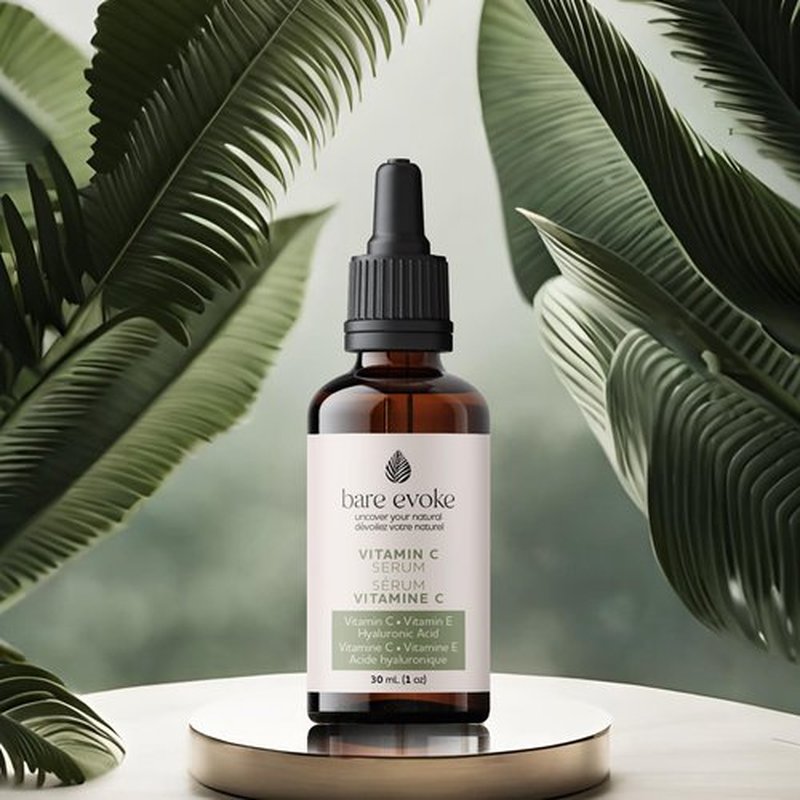 Bare Evoke Vitamin C Serum with Hyaluronic Acid, Niacinamide & Natural Extracts – Hydrating & Brightening Face Serum – Helps reduce the Look of Dark Spots, Dullness & Pores – For All Skin Types