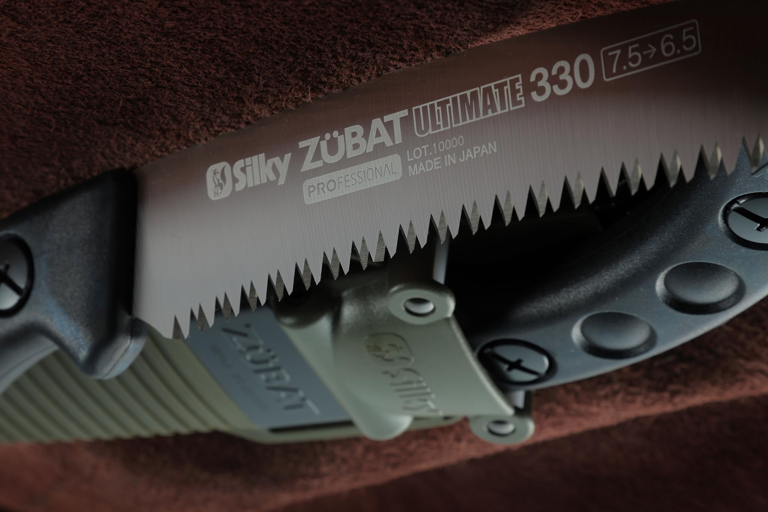 Silky ZUBAT Ultimate Professional Hand Saw 330mm Progressive Teeth (746-33)