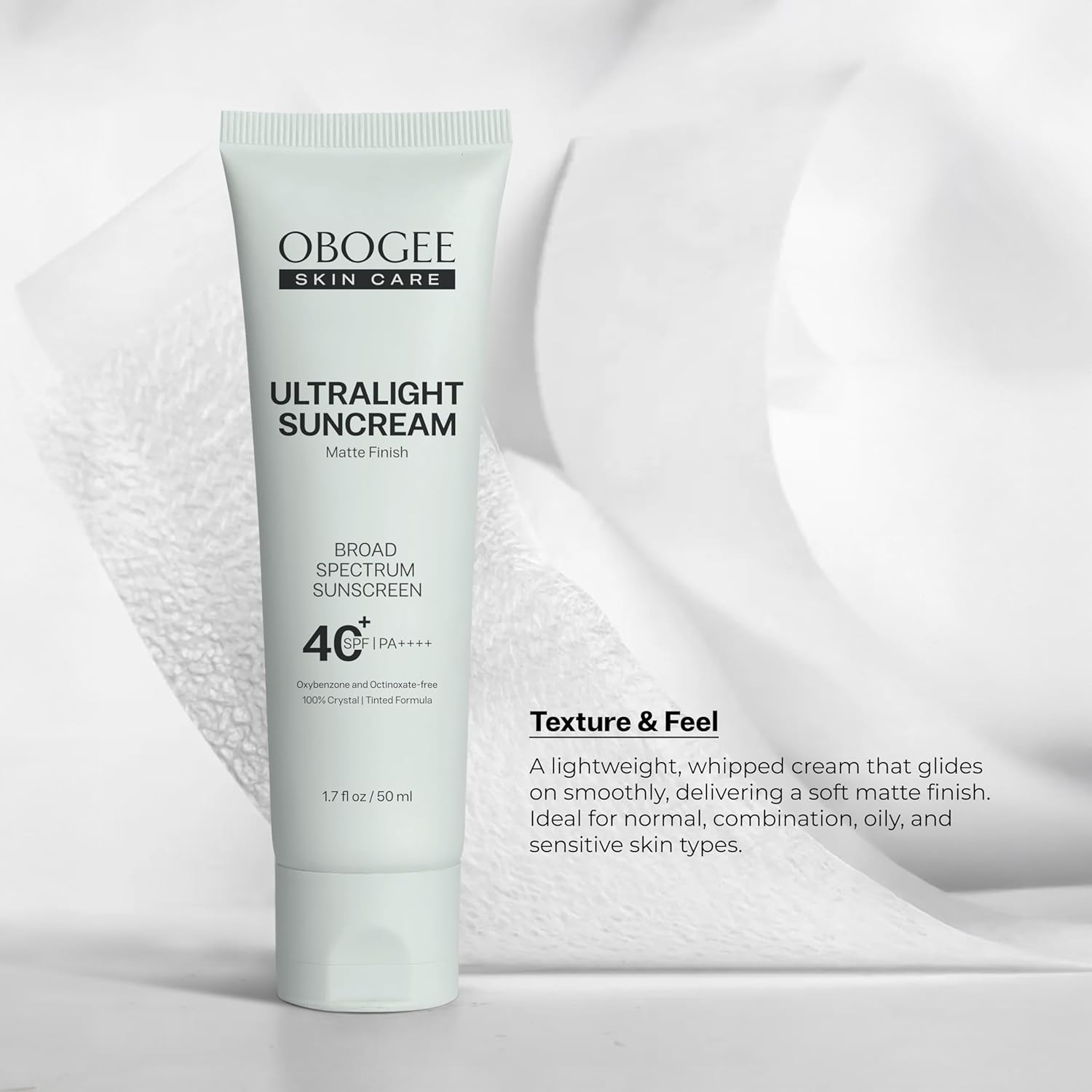 Ultralight SunCream SPF 40 - 50 mL Mineral Oil-Free Sunscreen | Smooths Skin, Minimizes Pores, Water & Sweat Resistant