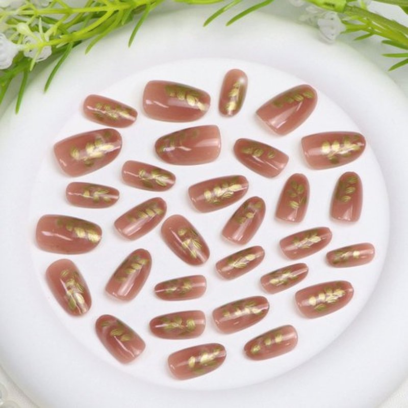 Short Press on Nails Oval Fake Nails with Golden Leaves Designs Cat Eyes Nails Press ons Fall False Nails for Women 24Pcs