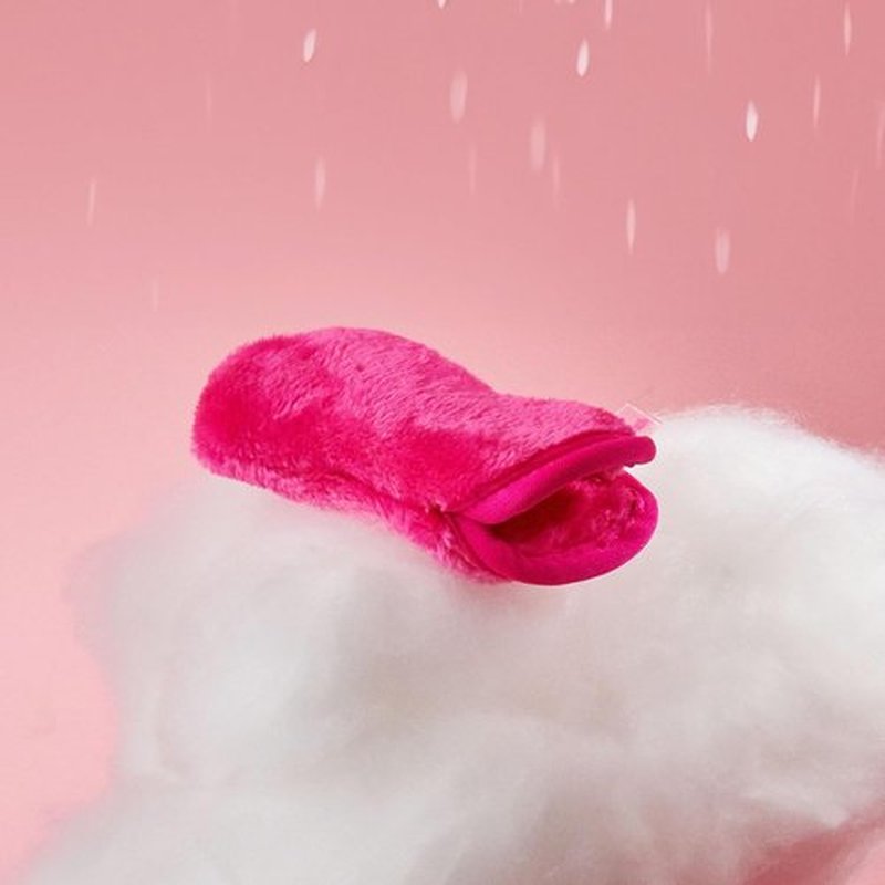 The Original MakeUp Eraser Eye Mitt - Effortlessly Remove All Eye Makeup With Water | 4-Pack With Laundry Bag