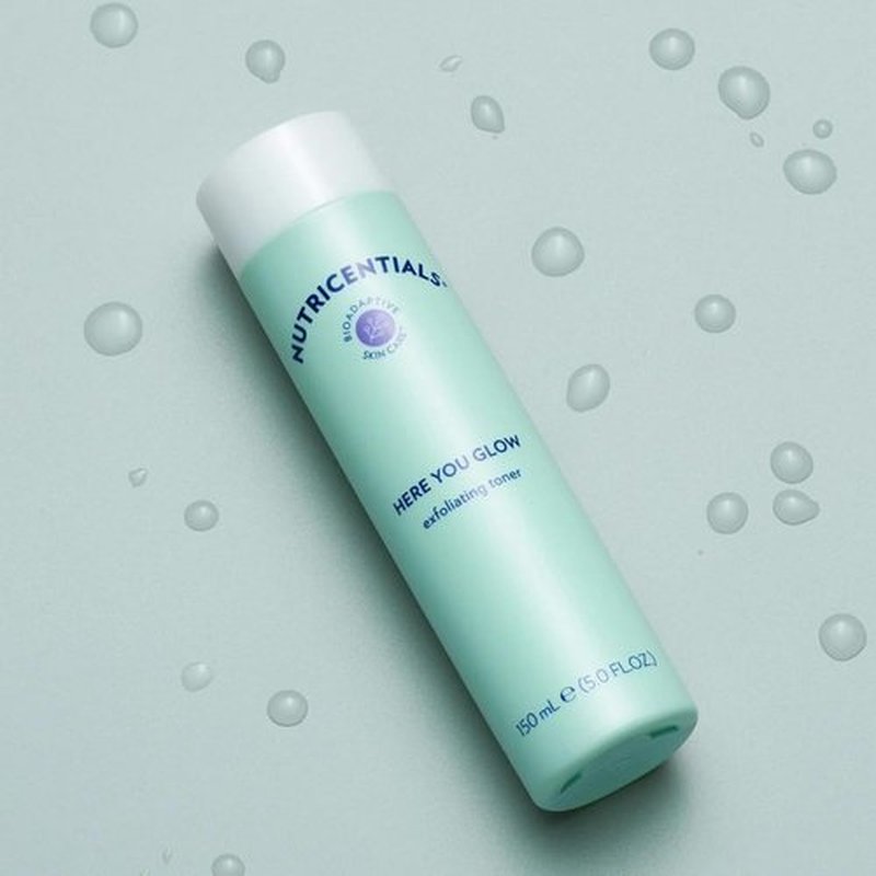 Nu Skin Here You Glow Face Exfoliator Toner - Unclogs Pores & Prevents Acne | 150 ml | 1 Pack