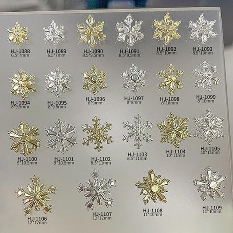 44Pcs Christmas Nail Art Charms for Acrylic Nails, Gold Silver Snowflakes Nail Charms 3D Alloy Snowflake Nail Rhinestones Luxury Winter Nail Gems Jewelry for Women DIY Christmas Manicure Decorations