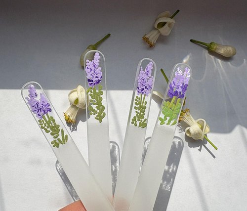 Hand-Painted Lavender Glass Nail File – Crystal Nail File for Natural Nail Care, Gentle & Durable Manicure Tool, Unique Gift for Women & Girls