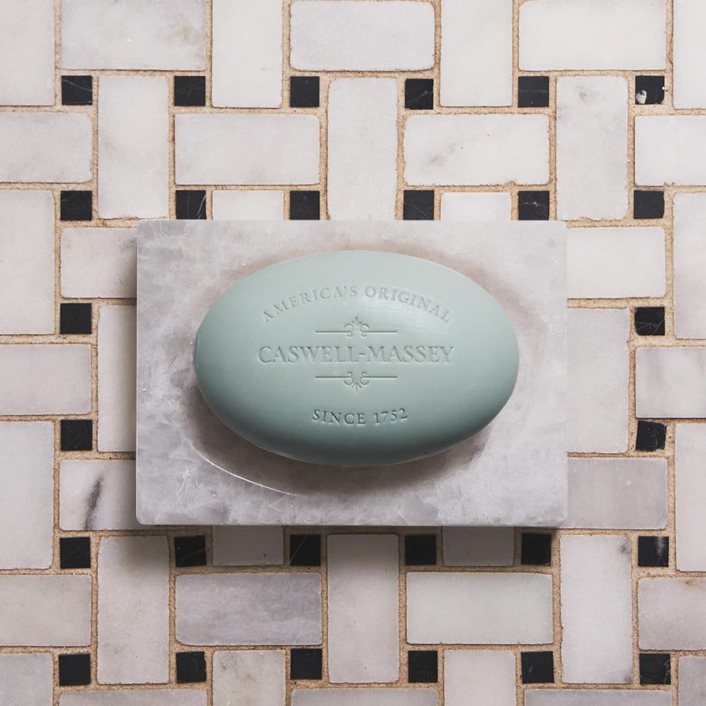 Caswell-Massey Men’s Bar Soap Gift Set – Jockey Club Scent – Triple-Milled Moisturizing Body Soap Bars for All Skin Types, Plant-Based Formula with Essential Oils, Made in USA, 3 x 5.8 oz