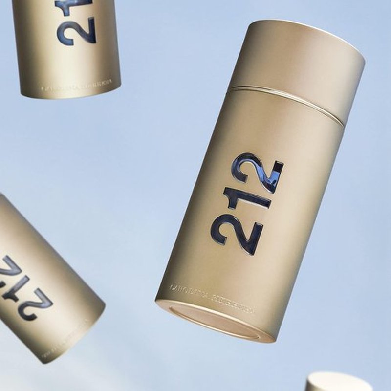 Carolina Herrera 212 Men EDT Spray - Fresh Sandalwood & Spicy Notes | 3.4 oz Fragrance