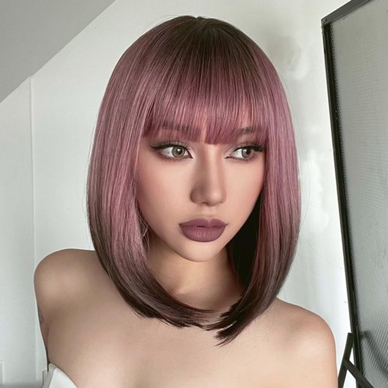 AISI BEAUTY Ash Pink Bob Wig with Bangs Short Straight Wigs for Women 12 Inch Synthetic Straight Hair Wig for Girl Cosplay Party Wear