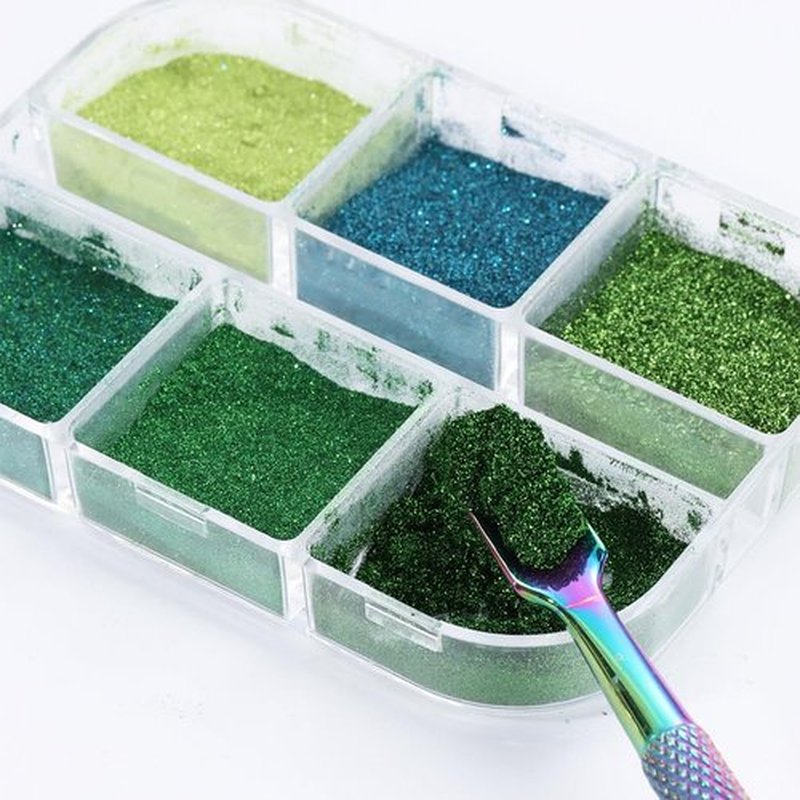 6 Grid Green Chrome Nail Powder, Iridescent Aurora Pearl Powder Metallic Mirror Effect Pigment Pearlescent Mermaid Pigment Pearl Glitter Dust Kit, Nail Art Decoration, Resin Craft (05_Green)