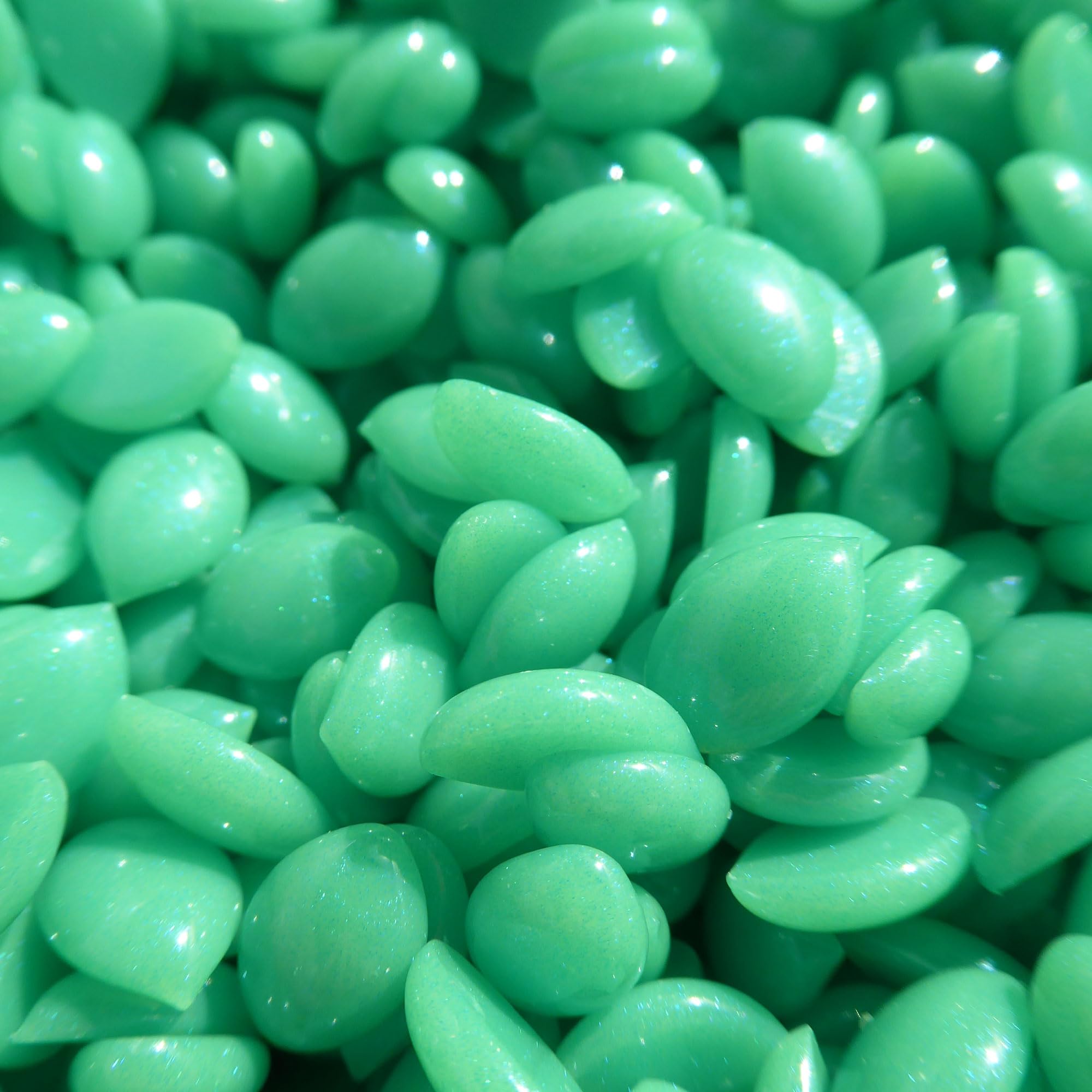 Waxness Neon Series Green Hard Wax Beads Bulk 22 lb (10 kg) – Rosin-Free Stripless Hard Wax with Gel Texture and High Visibility, Salon Use – Made in Italy