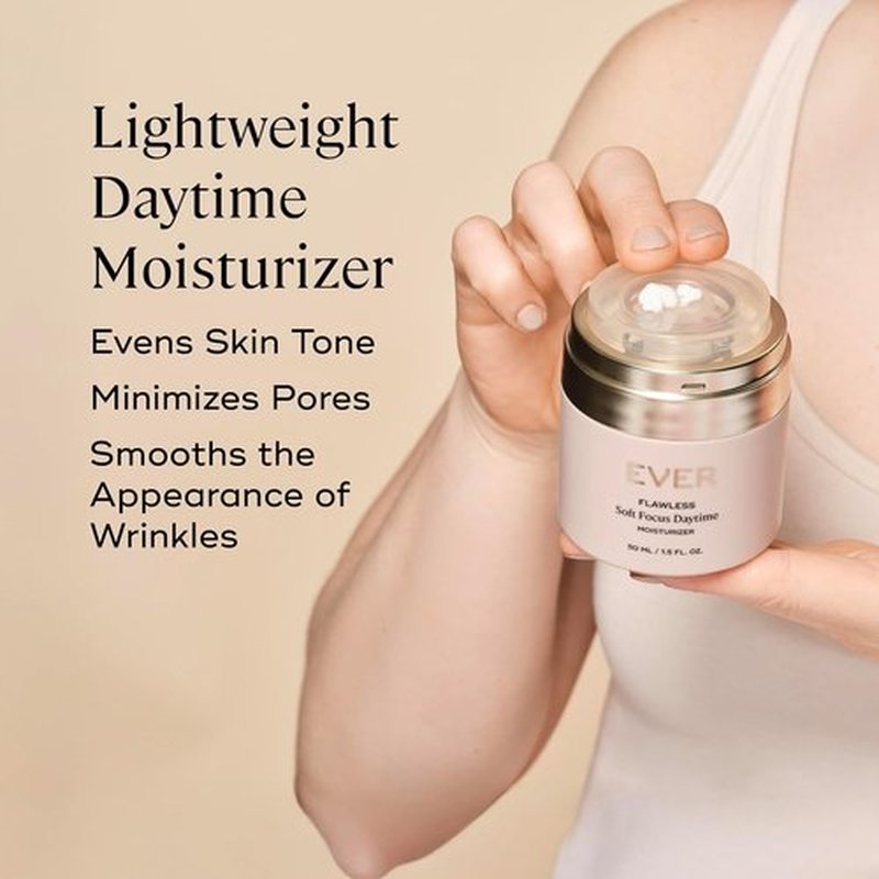 EVER Flawless Soft Focus Daytime Moisturizer - Complexion Enhancing Facial Lotion for Glowing Skin | 1.7 Fl Oz