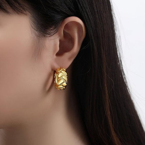 **Skiennix 18K Gold Plated Chunky Hoop Earrings - Stylish Thick Statement Jewelry for Women**
