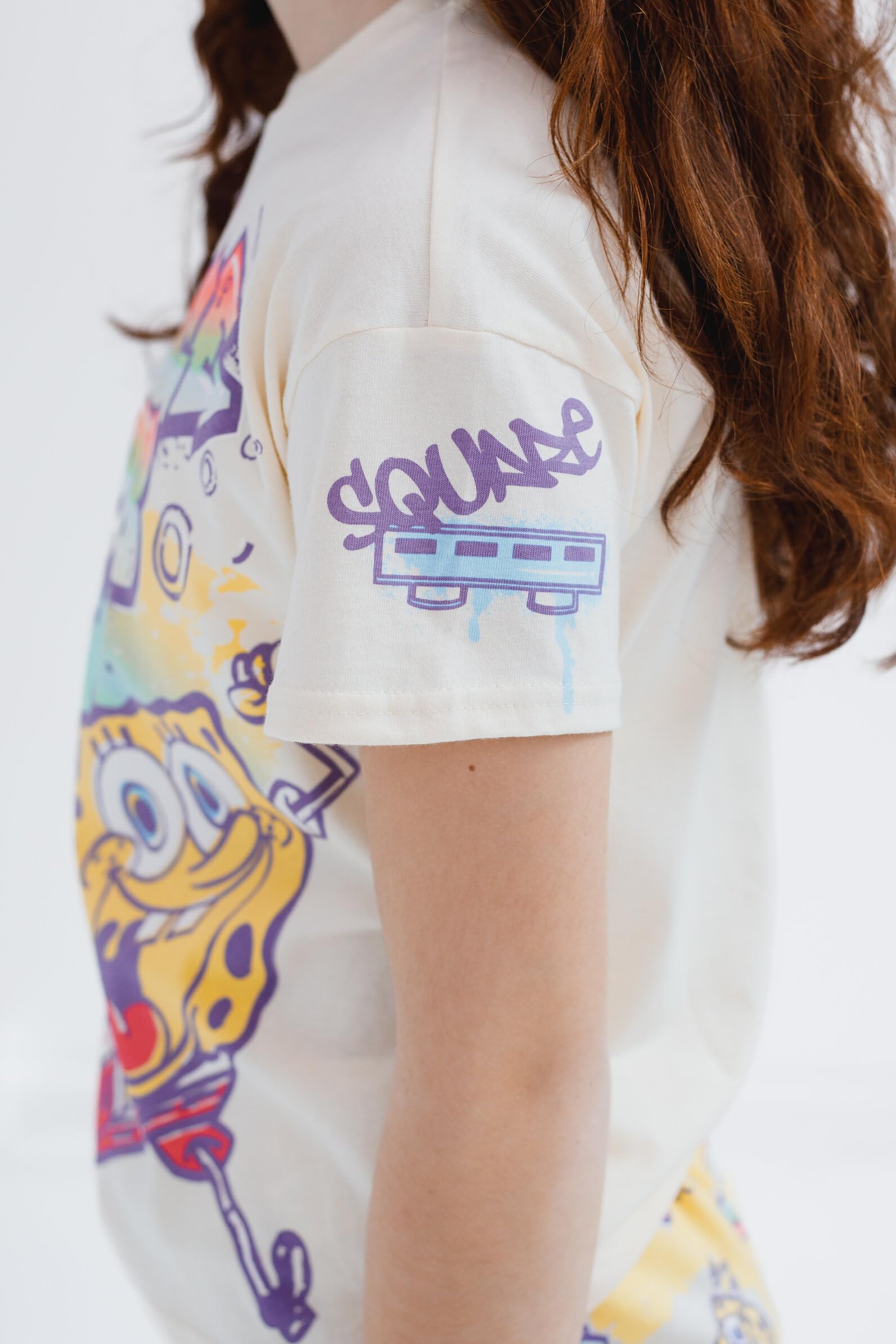 SPONGEBOB SQUAREPANTS Big Girls T-Shirt and French Terry Shorts Outfit Set Graffiti Beige/Yellow 10-12