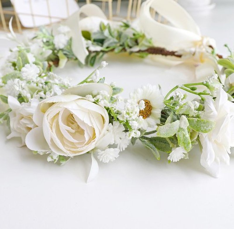 Brikuinr Women Flower Crown Wedding Floral Headband Flower Halo Floral Crown Bridal Party Cosplay Halloween Photos