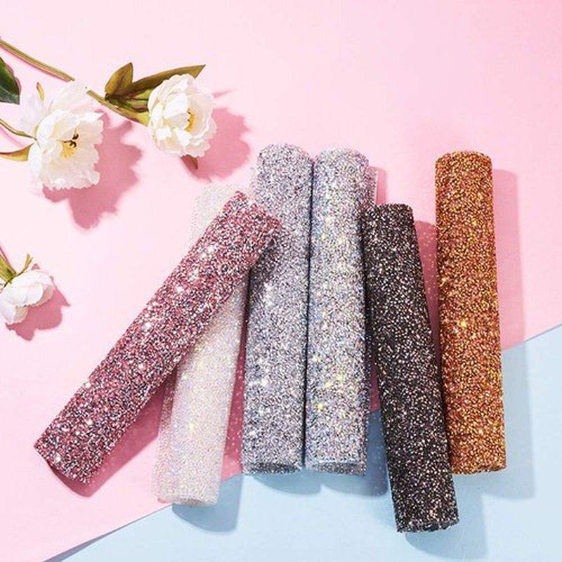 EBANKU Shiny Nail Art Table Mat, Foldable Nail Art Hand Pad Salon Practice Cushion Pad Portable Nail Art Manicure Tool