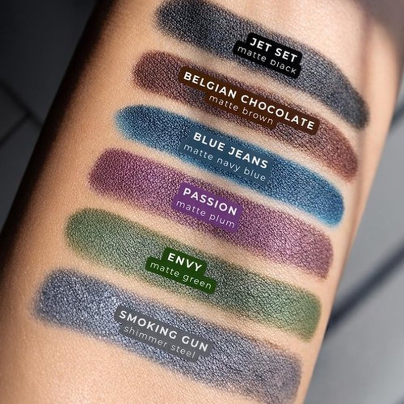 Honeybee Gardens Effortless Eyeliner Pencil - Belgian Chocolate Brown, Smooth & Long-Wearing, Vegan