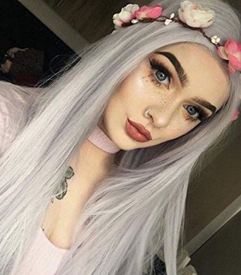 JOLNVCA Silver Wig Long Straight Wig for Girl Women Side Part Natural Looking Synthetic Heat Resistant Fiber Halloween Cosplay Costume