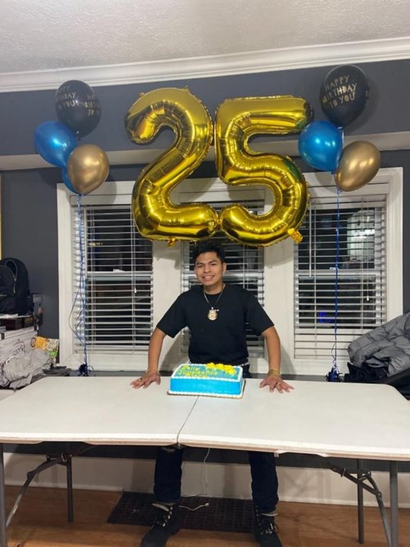 Regine Switzerland 40-Inch Gold Number 27 Balloons - Perfect for Birthdays, Weddings & Celebrations
