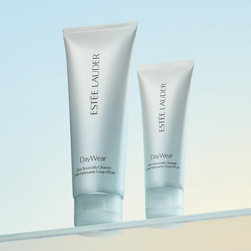 Estée Lauder DayWear Glow Boost Jelly Cleanser | Pore Minimizing Gel Face Wash with Algae Extract, Cucumber, Caffeine, 1.7 Fl Oz
