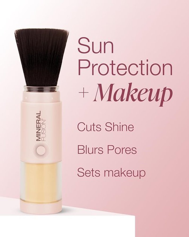 Mineral Fusion Brush-On Powder Sunscreen SPF 30 - Translucent Natural Face Protection | Hypoallergenic & Travel-Friendly
