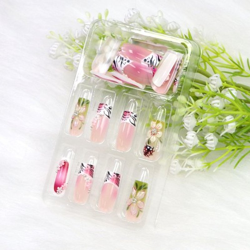 Flower Press on Nails Square Medium Fake Nails Press ons with Flower Charm Ladybug Line French Style Designs Acrylic Cute Spring Glue on Nails for Women 24 Pcs
