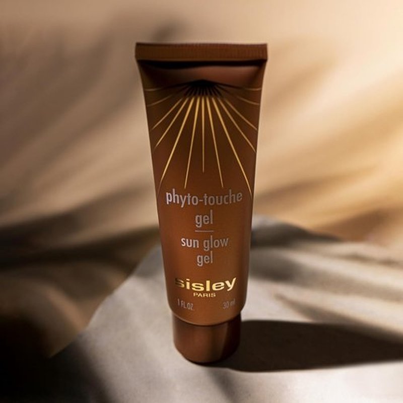 Sisley Paris Sun Glow Gel Irisee - 30 mL Tinted Gel for Sheer, Natural Tan - Non-Greasy, All Skin Types