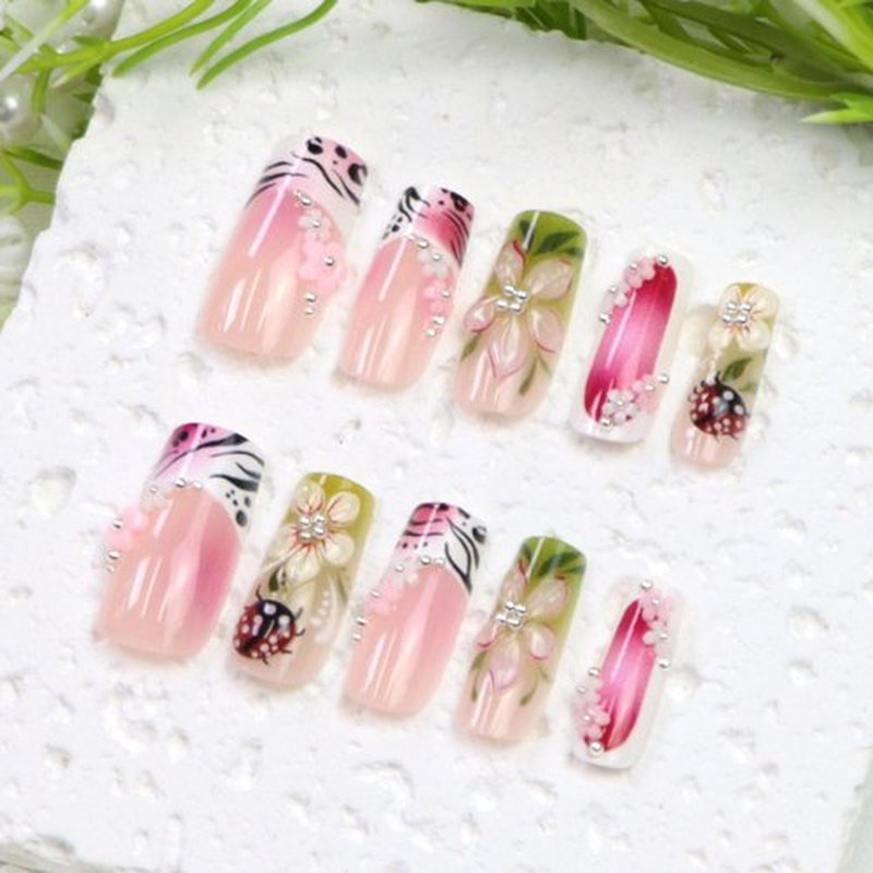 Flower Press on Nails Square Medium Fake Nails Press ons with Flower Charm Ladybug Line French Style Designs Acrylic Cute Spring Glue on Nails for Women 24 Pcs