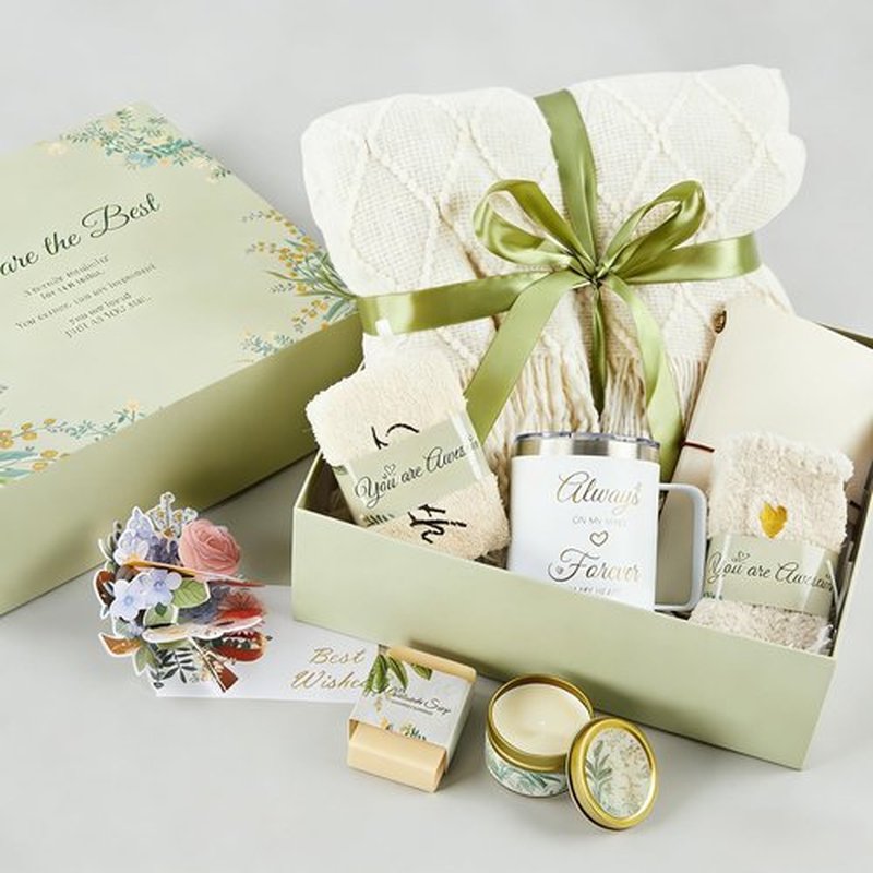 EVERMOW Women's Day Gift Basket, Unique Birthday Gift Box for Her or Girlfriend, Wife, Mother, Best Friend, Wife, Coworker, Thinking of You, Self Care Spa Package