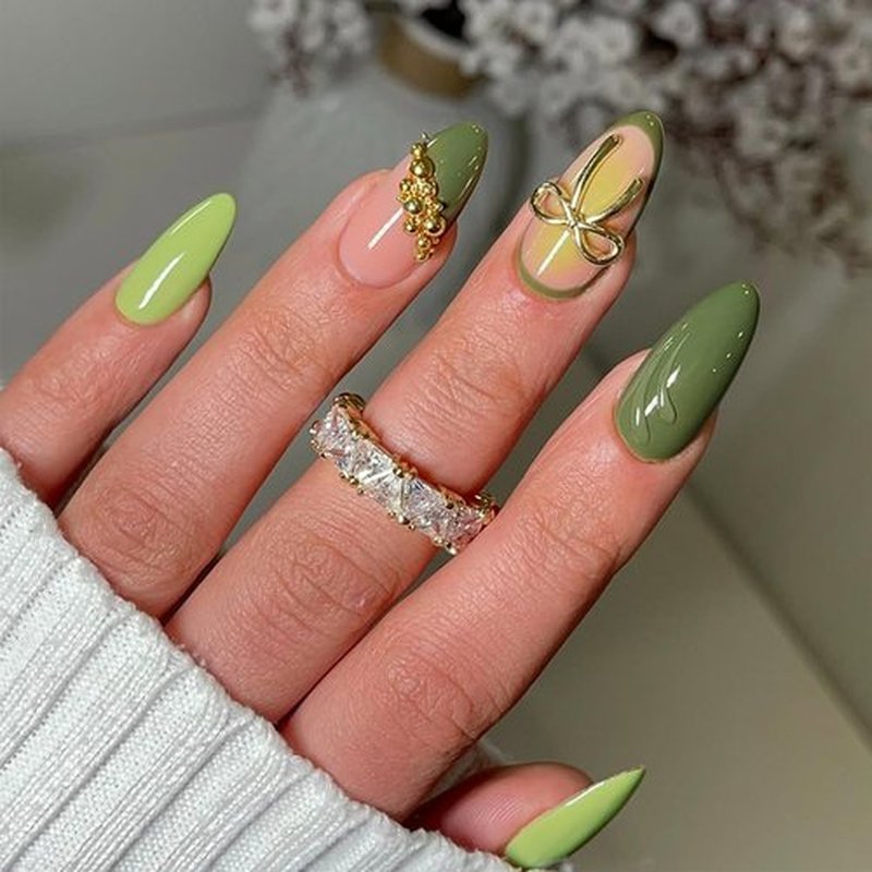 CUZIAM Green Press on Nails Medium Almond - Ombre French Tip Fake Nails with 3D Bow Steel Beads Designs,Reusable Glossy Xmas Artificial Nail Full Cover Stick on False Nails for Women Gift,24 Pcs