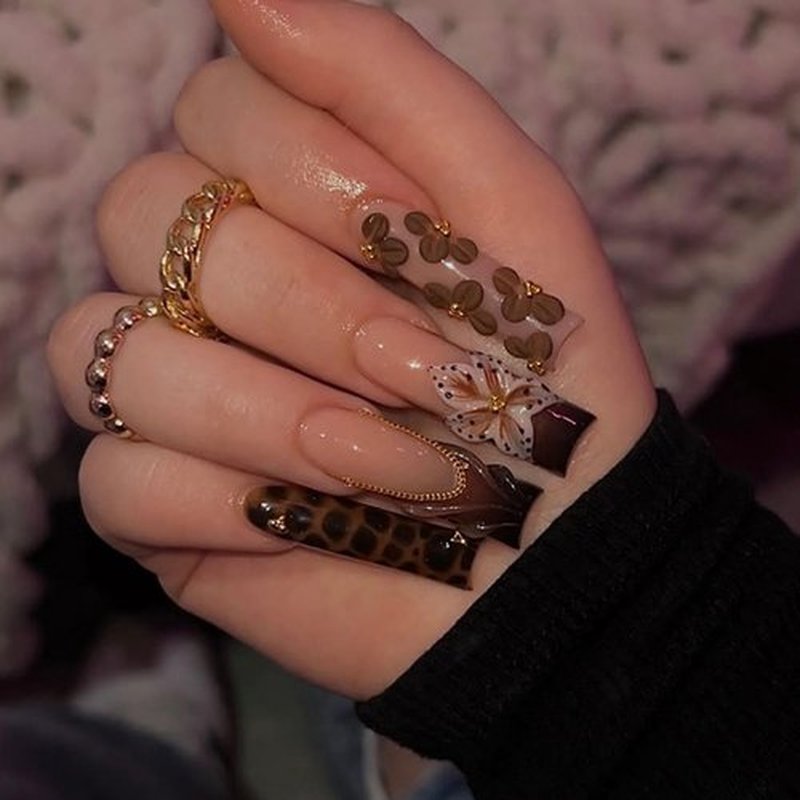 SEENEEY Long Press on Nails Square Fake Nails Brown Artificial Nail 3D Floral Designs Leopard Stick on Nail for Women 24pcs