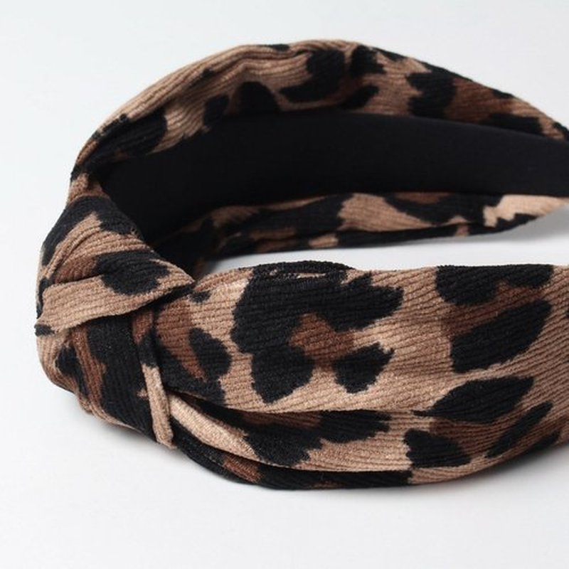 Cuizhiyu 2PK Leopard Print Knotted Headbands for Women Cute Wide Top Knot Headband Fashion Corduroy Knot Headband Leopard Hair Accessories