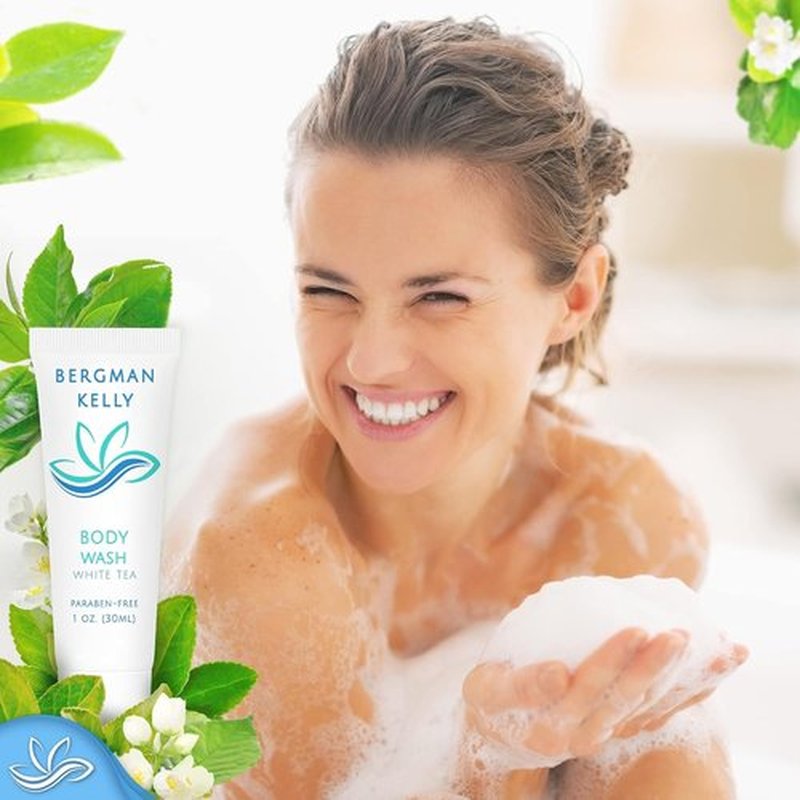 Bergman Kelly - Hotel Toiletries Bundle - White Tea, 1 oz each, 125 Pieces - 5-Piece Set: 25 each Round Bar Soap, Shampoo, Conditioner, Body Lotion & Body Wash - Bulk Mini Guest Amenities