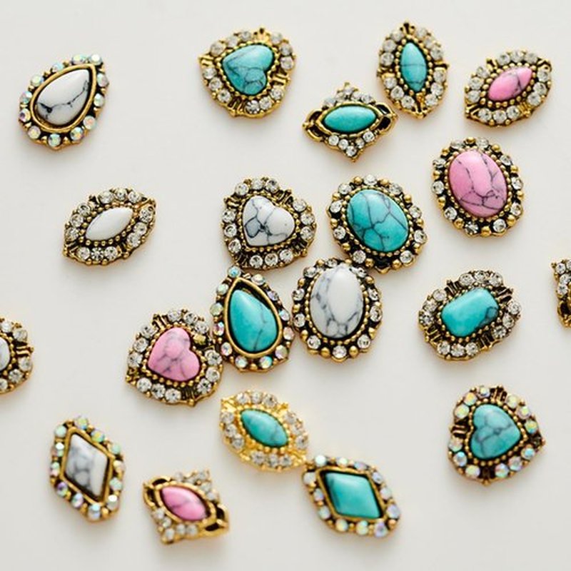 3D Turquoise Western Nail Ornament Mix Blue, White, and Pink Turquoise Charms Nail Art Gemstone Nail Art Jewelry Flower Heart Acrylic Nail Phone Case Card Women's DIY Decoration Products Home (20pcs)