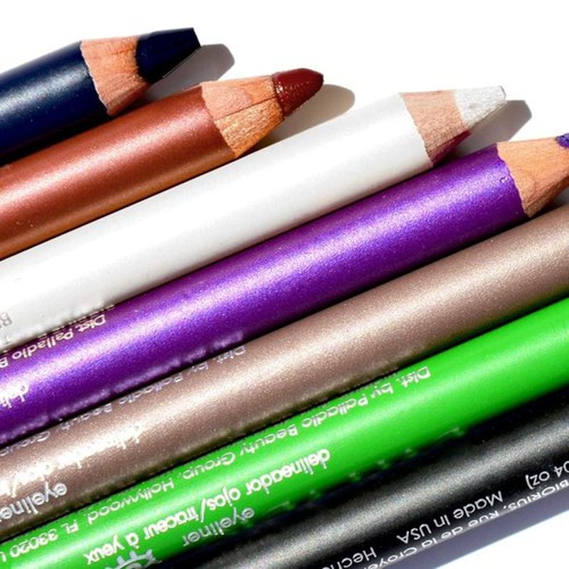Palladio Wooden Eyeliner Pencil - Smooth Application, Long-Lasting Rich Pigment, Black